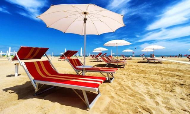 Clubhotel Residence Чезенатико Екстериор снимка