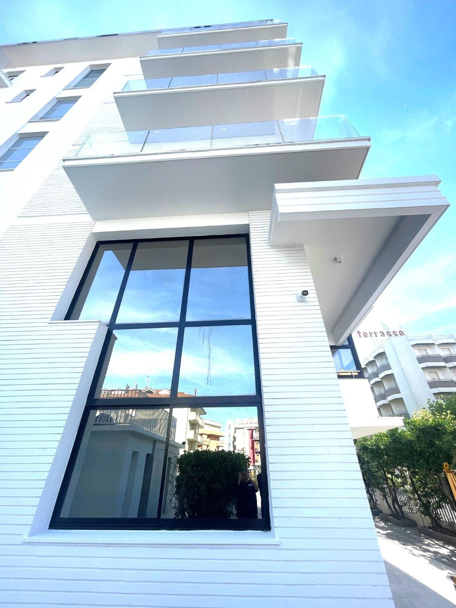 Clubhotel Residence Чезенатико Екстериор снимка