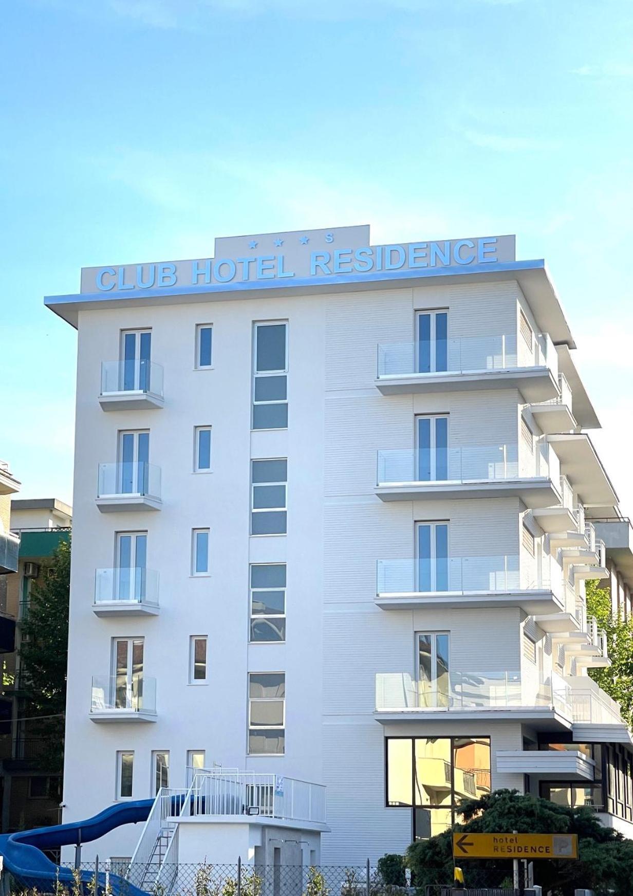 Clubhotel Residence Чезенатико Екстериор снимка