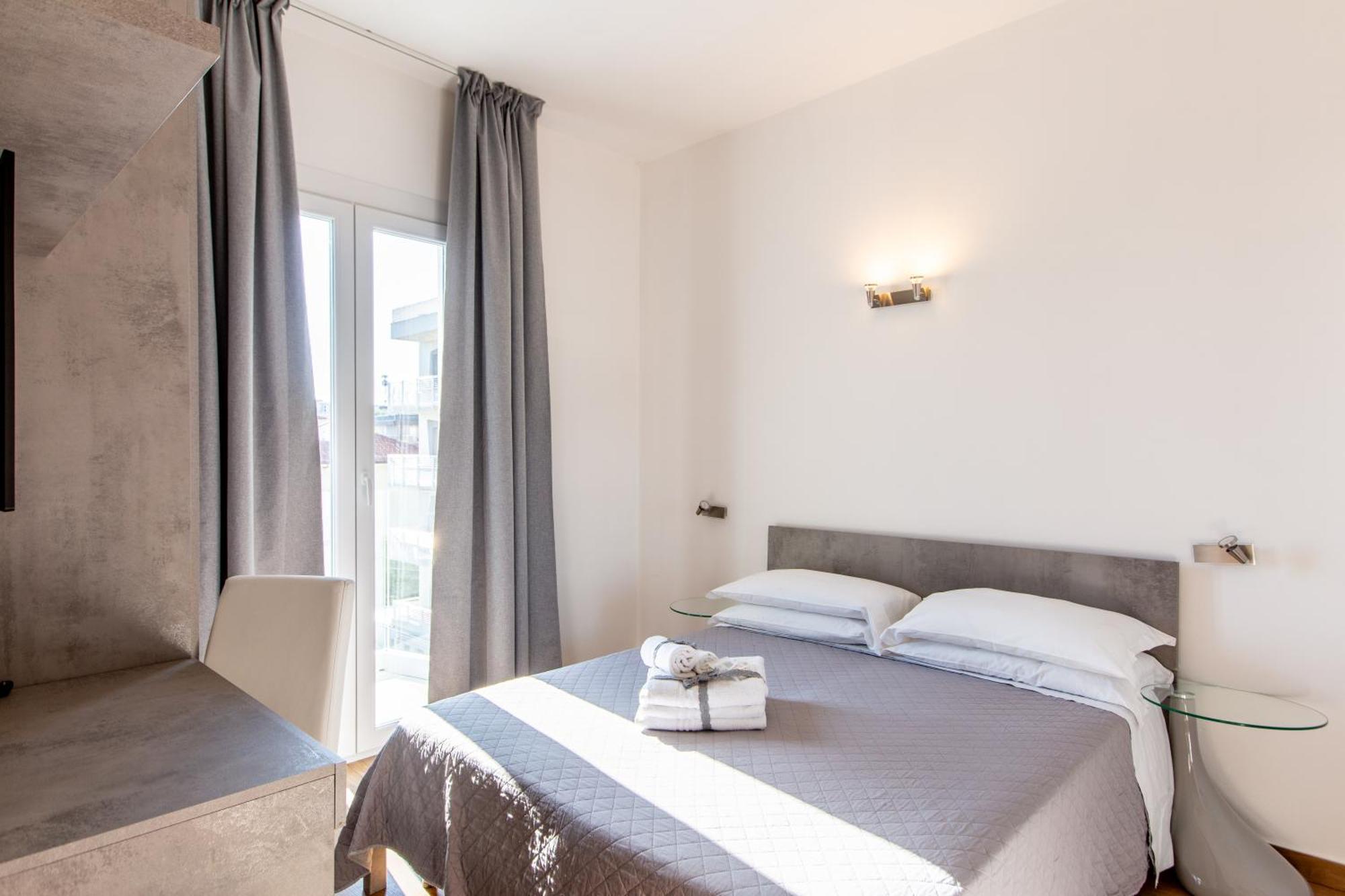 Clubhotel Residence Чезенатико Екстериор снимка