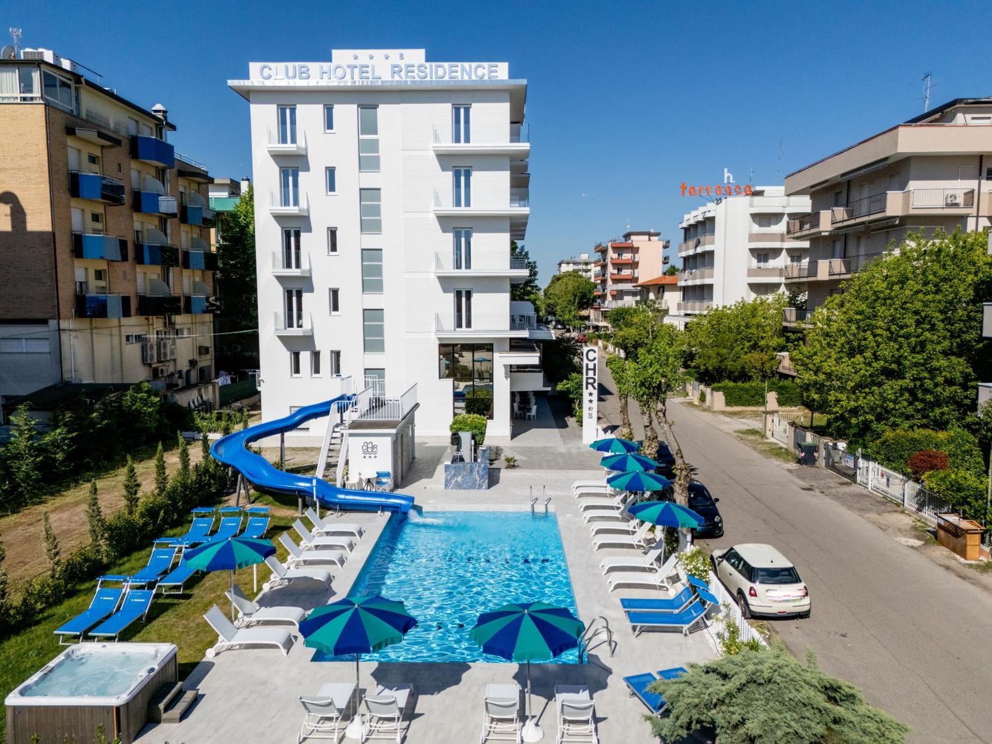 Clubhotel Residence Чезенатико Екстериор снимка